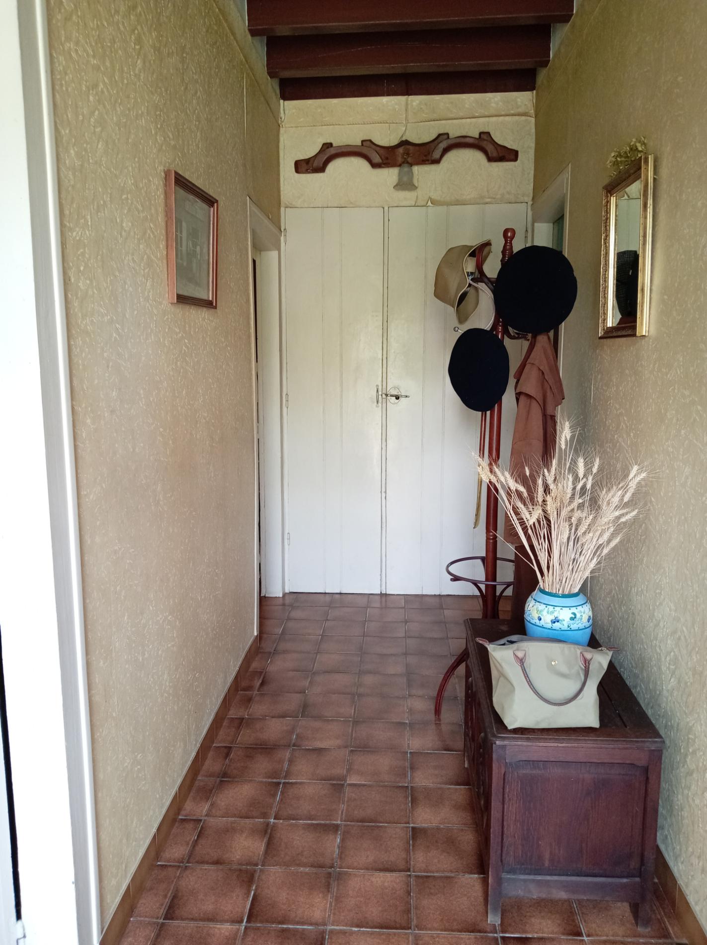 Maison à rénover sur 2.5 ha