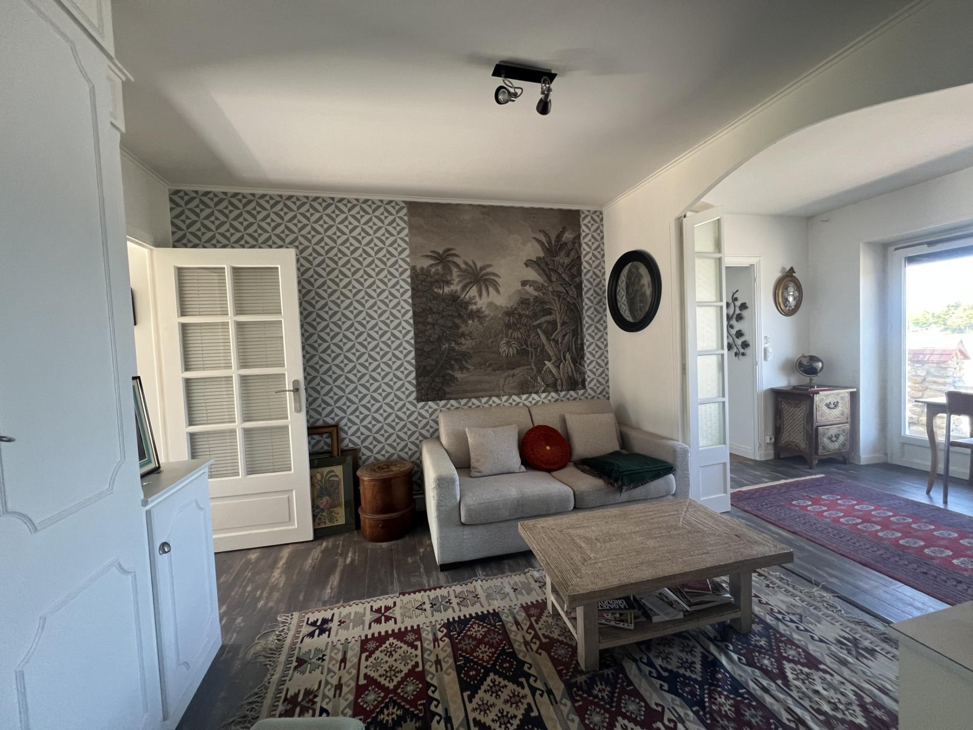 Maison de plain pied avec vue sur étang !