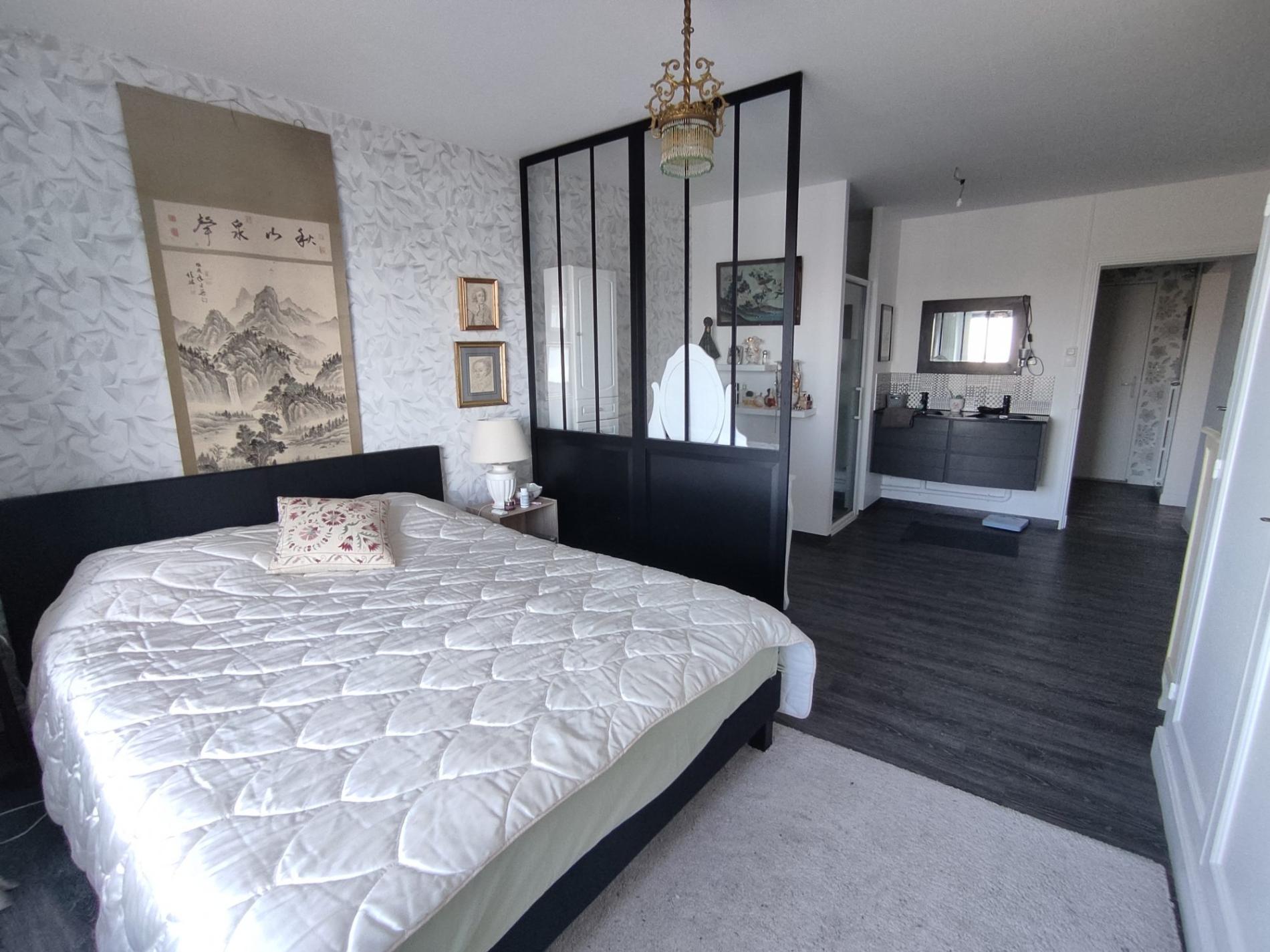 Maison de plain pied avec vue sur étang !