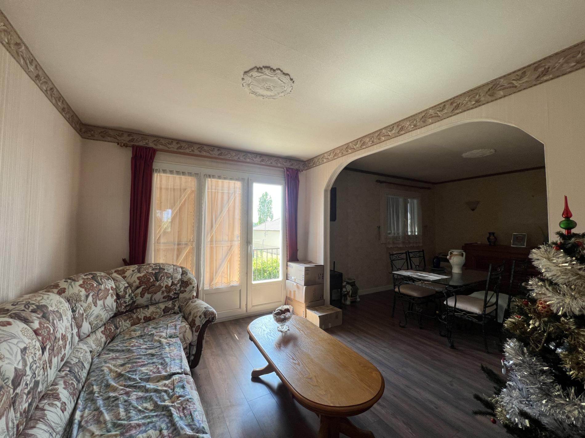 Maison sur sous sol complet