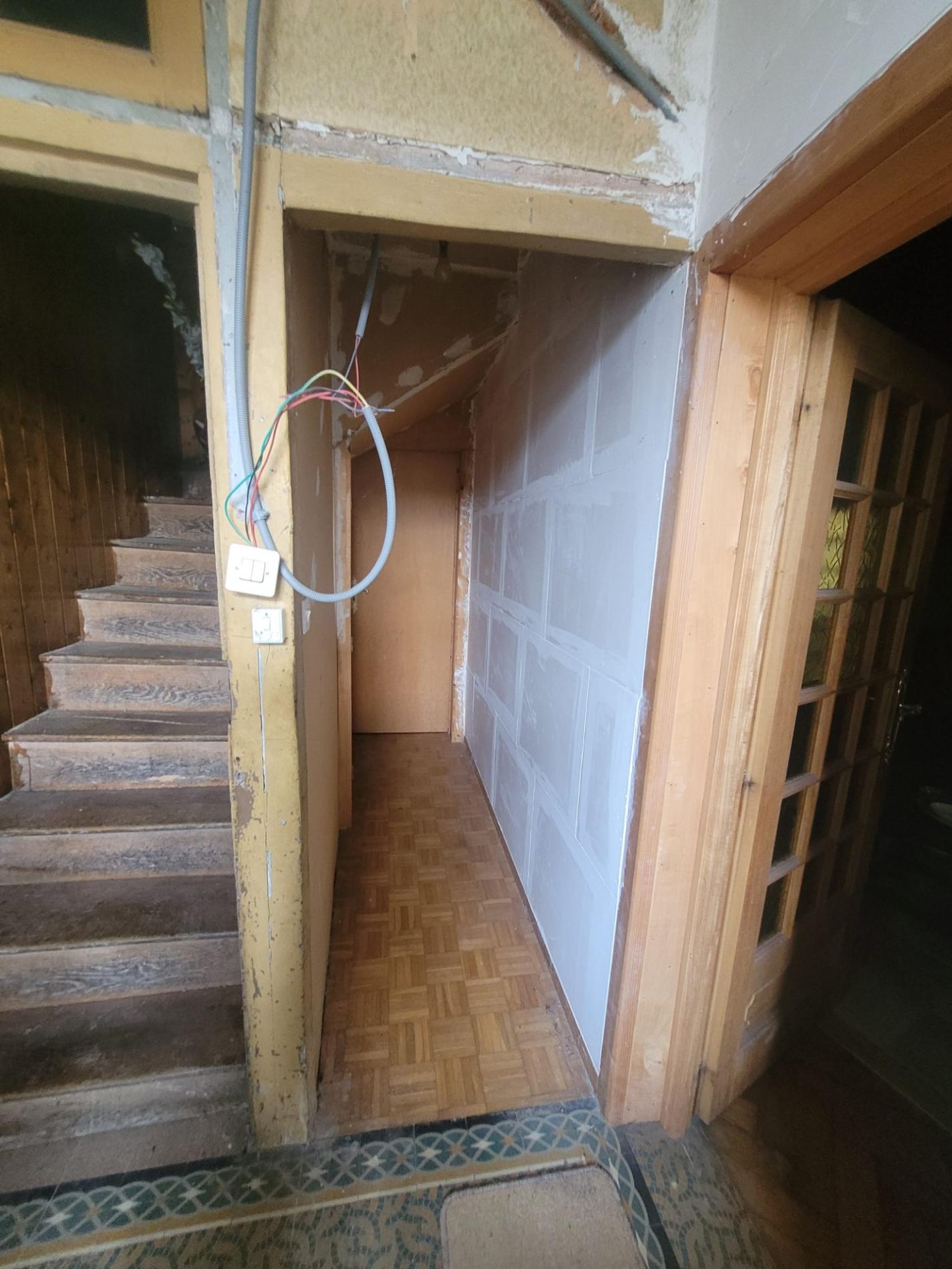 Garage de 900 m2 idéal pour votre activité !