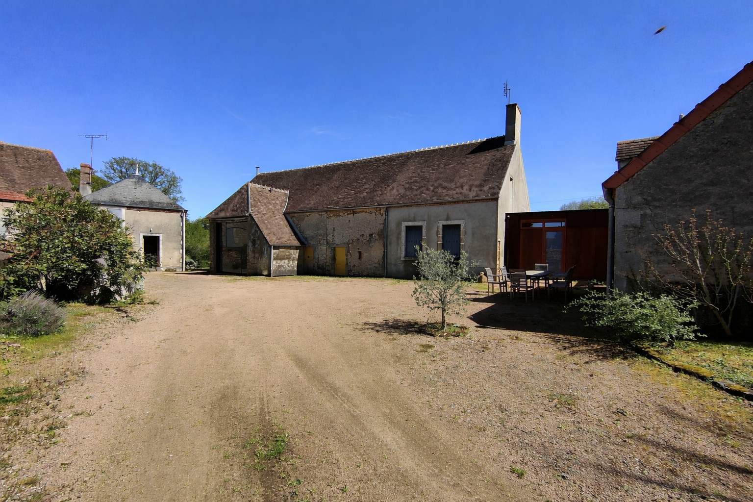 Ensemble immobilier en campagne !