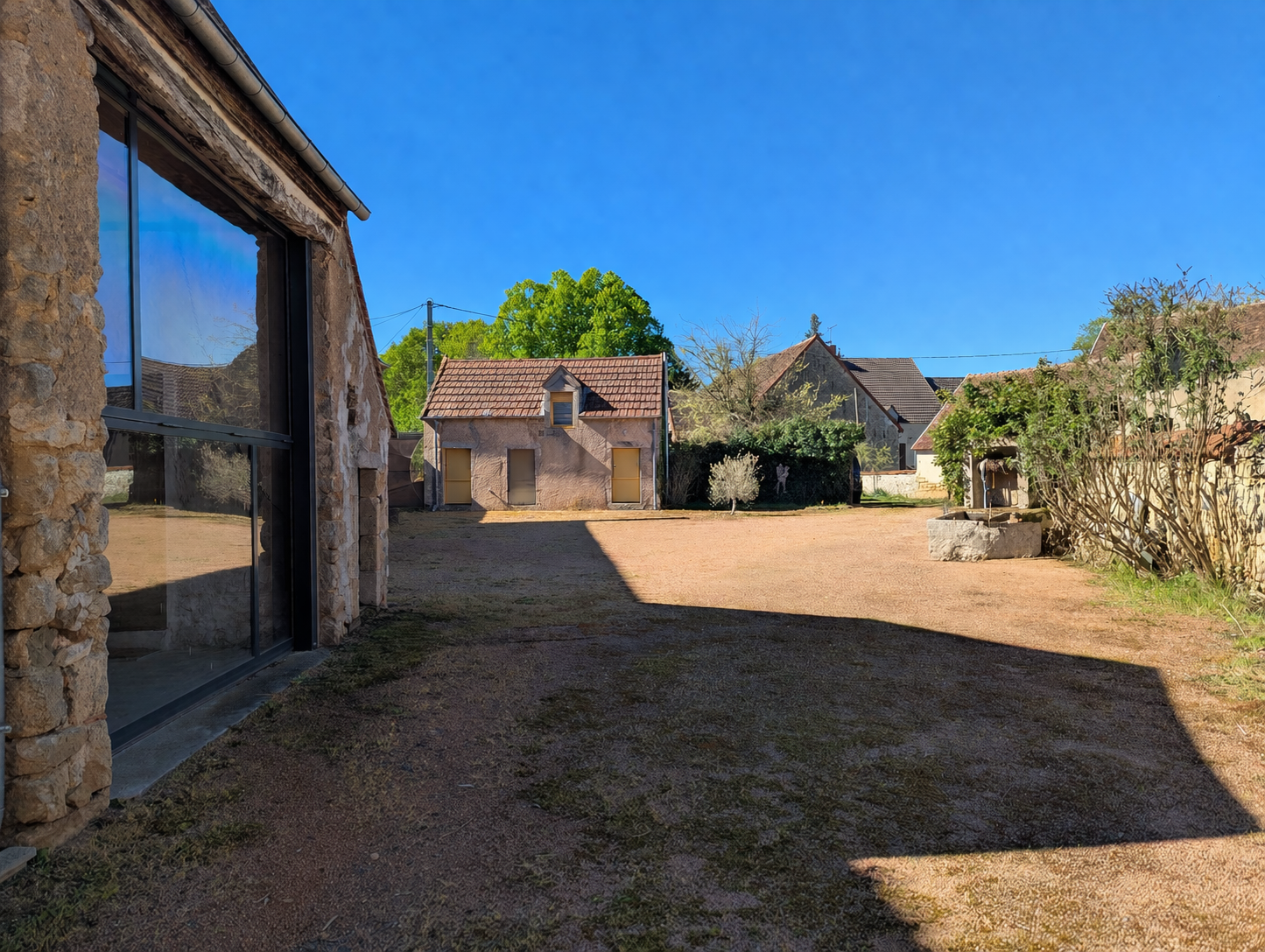 Ensemble immobilier en campagne !